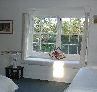 Explorers Lodge B  B - Sunshine Coast Tourism