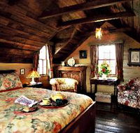 Corinda's Cottages - Sunshine Coast Tourism
