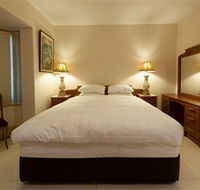 Hopkins Manor - Sunshine Coast Tourism