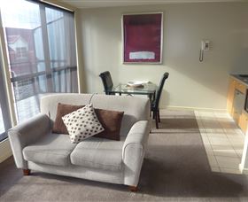 Flinders Lane Holiday Apartments - Sunshine Coast Tourism 0