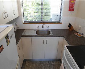 Ashwood Apartments - Lindisfarne - Sunshine Coast Tourism 1