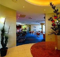 Shoreline Hotel - Sunshine Coast Tourism