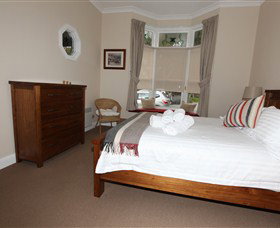 House On The Hill Bed And Breakfast - Sunshine Coast Tourism 2
