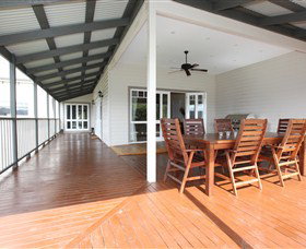 House On The Hill Bed And Breakfast - Sunshine Coast Tourism 4