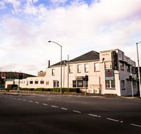 Kingston Hotel - Holiday Sunshine Coast