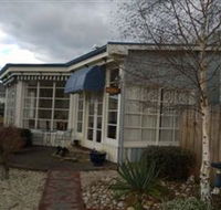 House of Windsor - Holiday Sunshine Coast