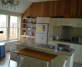 House Of Windsor - Holiday Sunshine Coast 2