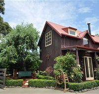 Clear Creek Cottage - Sunshine Coast Tourism