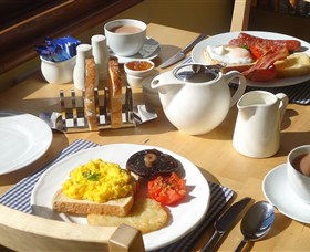 Ashdowns Of Dover Bed And Breakfast - Holiday Sunshine Coast 3