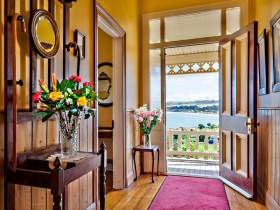 Abbey's Spa Cottage - Sunshine Coast Tourism 1