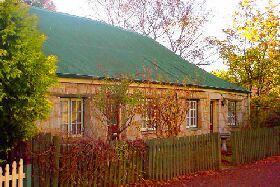 Colonial Cottages Of Ross - Captain Samuels Cottage - Sunshine Coast Tourism 0
