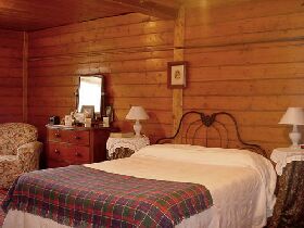 Colonial Cottages Of Ross - Captain Samuels Cottage - Sunshine Coast Tourism 1