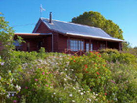 Gateforth Cottages - Sunshine Coast Tourism 1