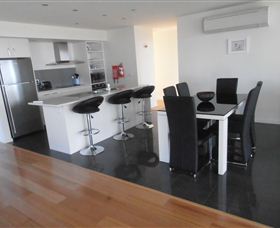 Tuckers Rocks Cottage - Sunshine Coast Tourism 0