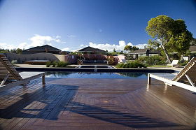 Ramada Resort Seven Mile Beach - Sunshine Coast Tourism 0