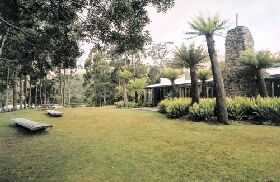 Tullah Lakeside Lodge - Sunshine Coast Tourism 0