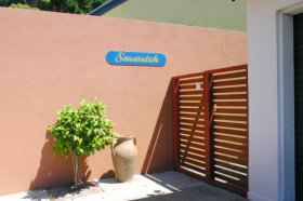 Seawatch Bed And Breakfast - Sunshine Coast Tourism 1