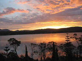 Island Eden - Holiday Sunshine Coast 1