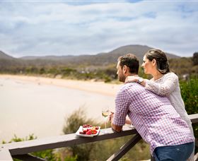 Freycinet Lodge - Sunshine Coast Tourism 1