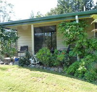 Rowes Retreat Bed and Breakfast - Sunshine Coast Tourism
