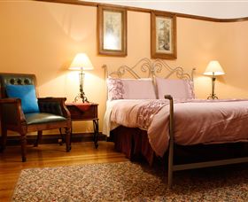 Apartments Down Town - Sunshine Coast Tourism 1