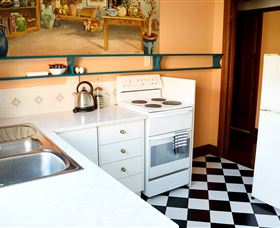 Apartments Down Town - Sunshine Coast Tourism 2