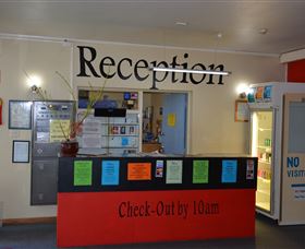 Tasman Backpackers - Sunshine Coast Tourism 3