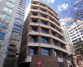 Metro Apartments On Darling Harbour - Holiday Sunshine Coast 1