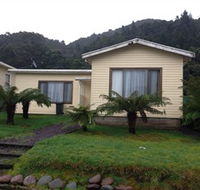 Queenstown Cottages - Owen - Sunshine Coast Tourism