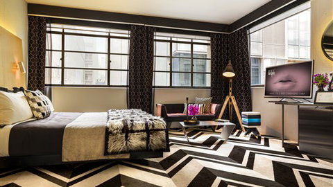 Adelphi Hotel - Sunshine Coast Tourism 2