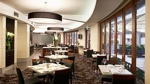 Quay West Suites Melbourne - Sunshine Coast Tourism 5