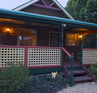Trawool Cottages  Farmstay - Holiday Sunshine Coast