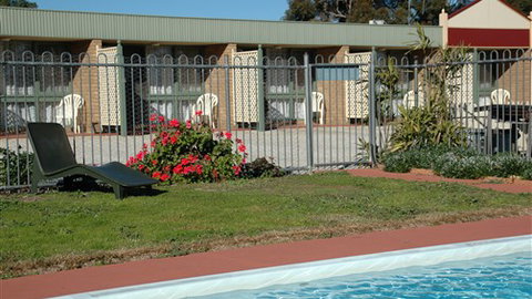 Rutherglen Motor Inn - Holiday Sunshine Coast 1