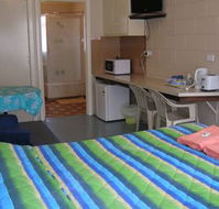 Turn In Motel - Sunshine Coast Tourism