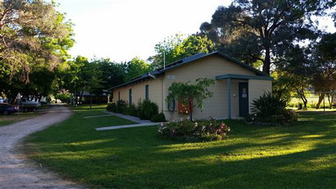 Valley View Caravan Park - Sunshine Coast Tourism 1