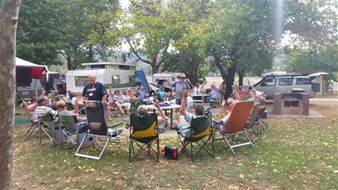 Valley View Caravan Park - Sunshine Coast Tourism 3