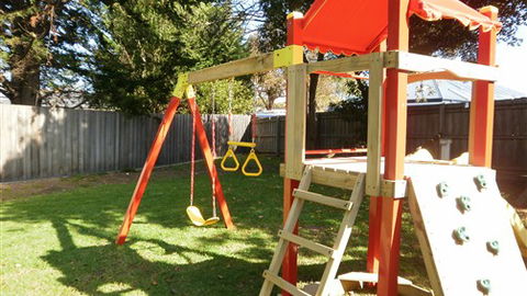 Kickback Cottages - Sunshine Coast Tourism 1
