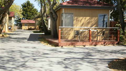 Kickback Cottages - Sunshine Coast Tourism 4