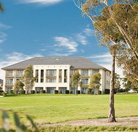 Yarra Valley Lodge - Sunshine Coast Tourism