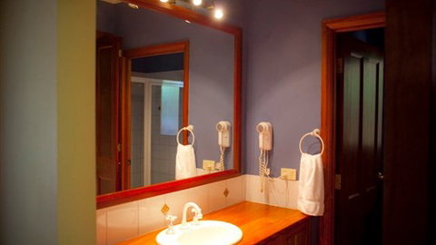 Perricoota Vines Retreat Echuca Moama - Sunshine Coast Tourism 7