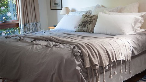 Woolrich Retreat - Sunshine Coast Tourism 1