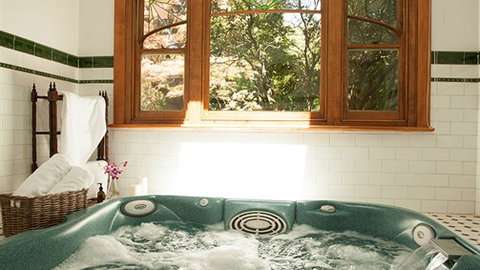 Woolrich Retreat - Sunshine Coast Tourism 4