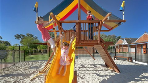 Comfort Inn & Suites Blazing Stump - Sunshine Coast Tourism 8