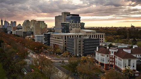 Melbourne Parkview Hotel - Sunshine Coast Tourism 2