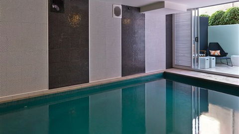 Adina Apartment Hotel South Yarra - Holiday Sunshine Coast 2