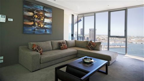 Apartments Melbourne Domain Docklands - Holiday Sunshine Coast 1