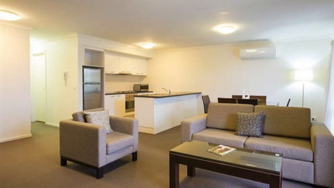 Quest Sale Serviced Apartments - Sunshine Coast Tourism 4