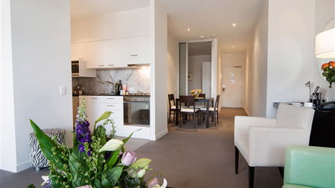 Adara Richmond - Holiday Sunshine Coast 0