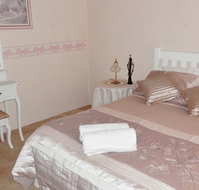 Eldorado Cottage on Main - Sunshine Coast Tourism