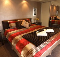 Alpine Country Cottages - Sunshine Coast Tourism